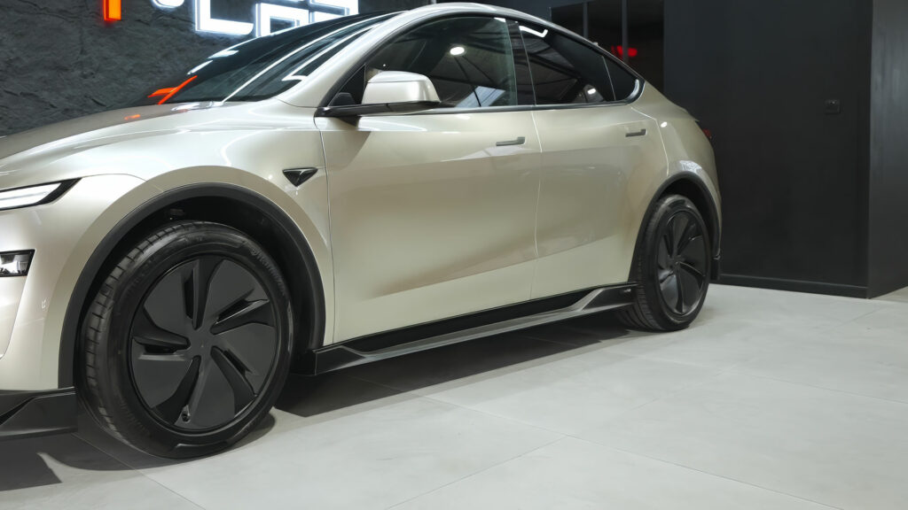 Jupes latérales Tesla Model Y Juniper