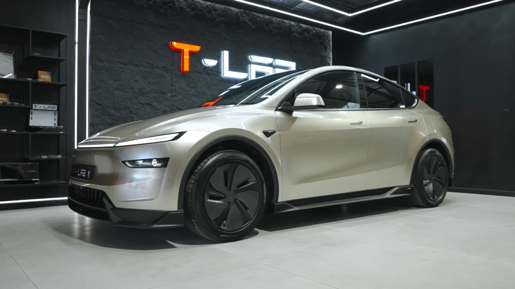 T - Lab spécialiste Tesla